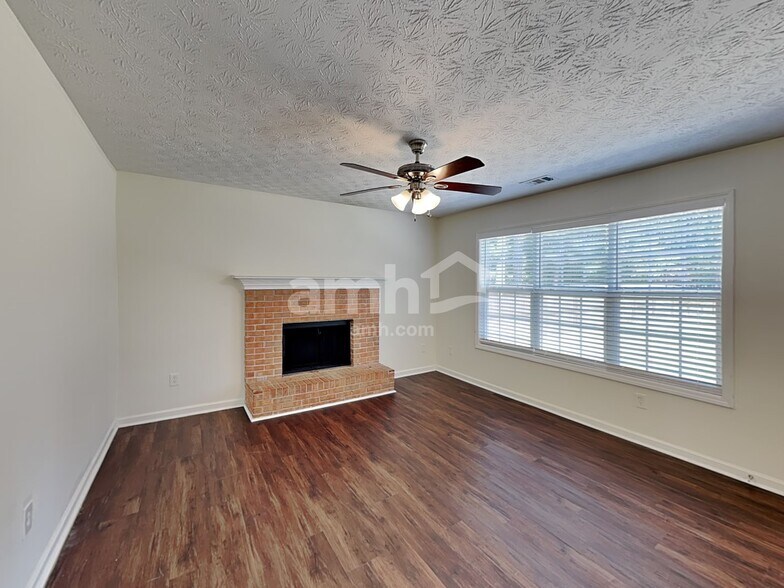 Building Photo - 1307 Bramlett Forest Ct SE