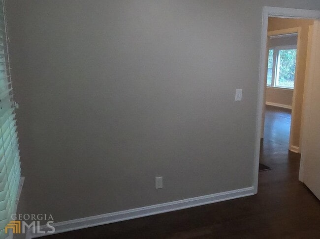 Building Photo - 817 North St NW