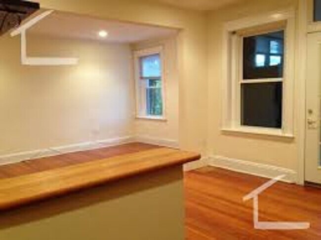 Building Photo - 185 Winthrop Rd