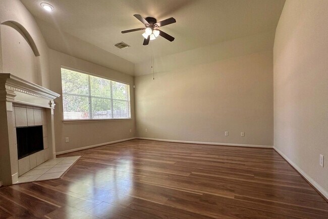 Building Photo - 26018 Trailcliff Ct