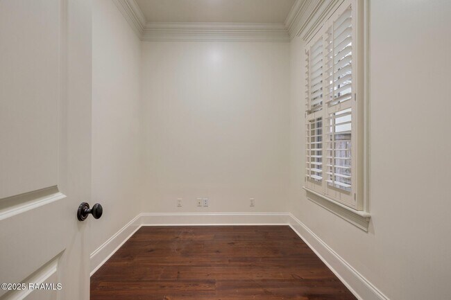 Building Photo - 202 Pendleton Blvd