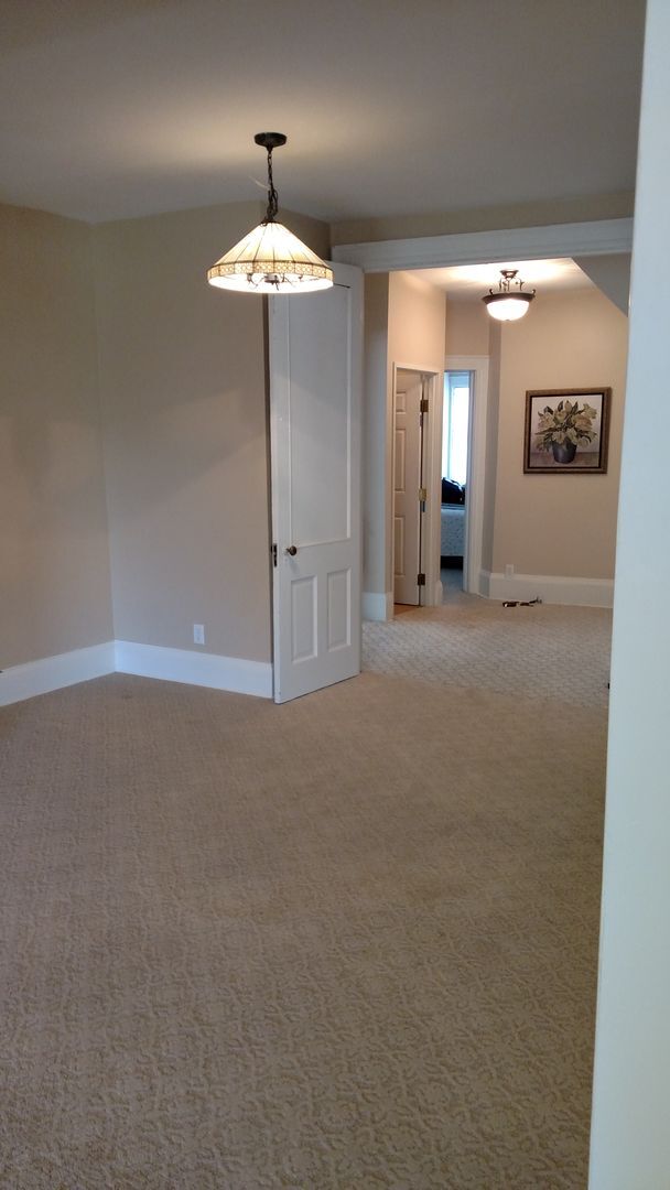 Building Photo - Historic Adler House - Spacious Top-Floor ...