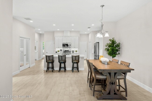 Building Photo - 7969 Cache Crk Ln