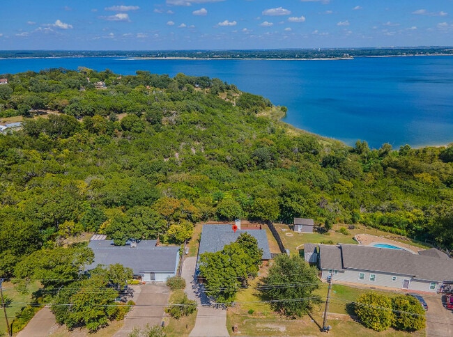 Building Photo - 3349 Eagle Point W Ave