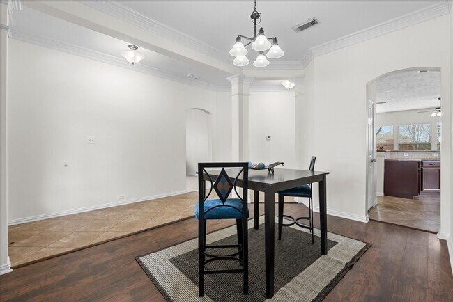 Building Photo - 2120 Red Timber Ct