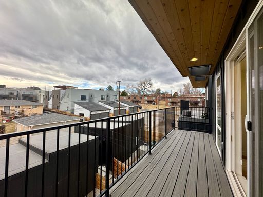 Building Photo - New Build 4 Bedroom and 5 Bathrooms