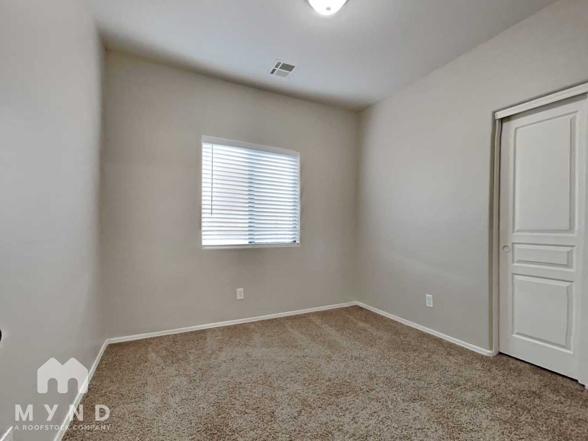 Building Photo - 6315 S 25th Dr