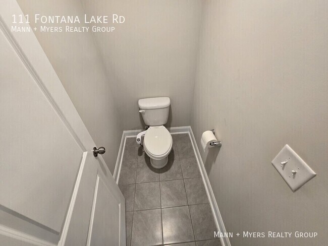 Building Photo - 111 Fontana Lake Rd