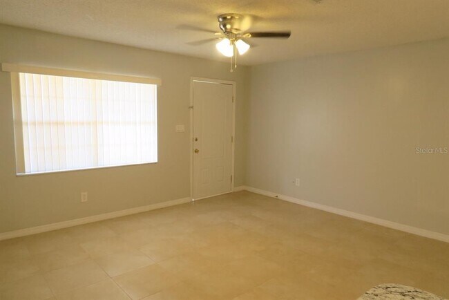 Building Photo - 1513 Sophie Blvd
