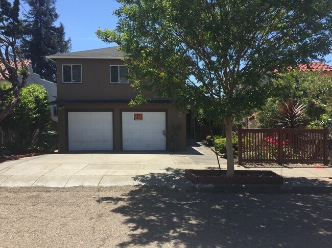 Building Photo - 6117 Monadnock Way