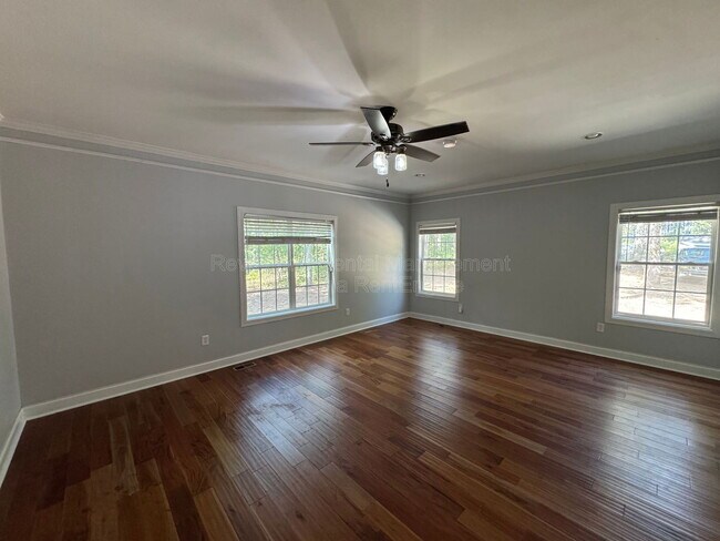 Building Photo - 202 Fenner Rd