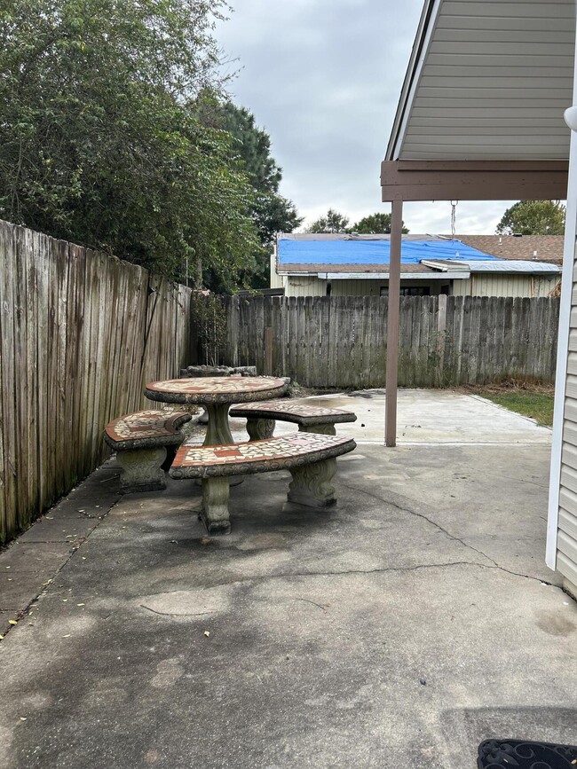 Building Photo - 404 Adam St NW