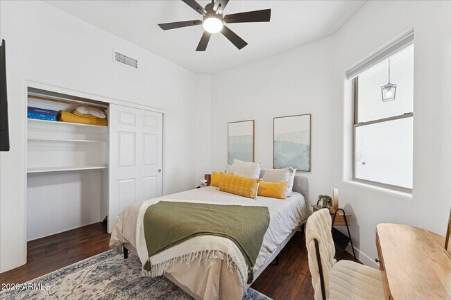 Building Photo - 14604 E Peak View Rd