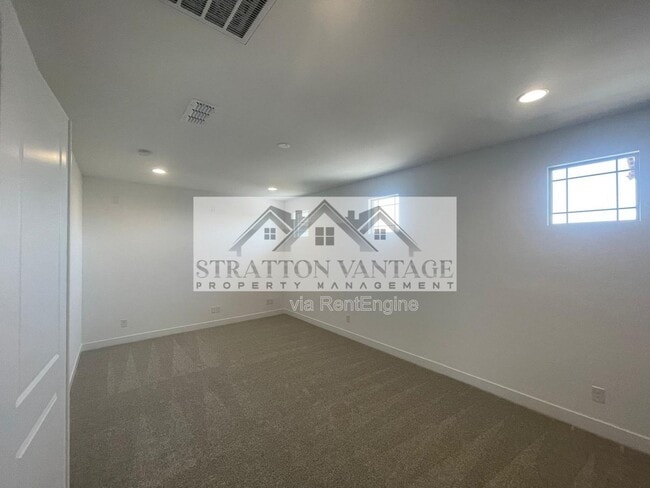 Building Photo - 20457 E Silver Creek Ln