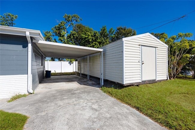 Building Photo - 6745 88th Ave N