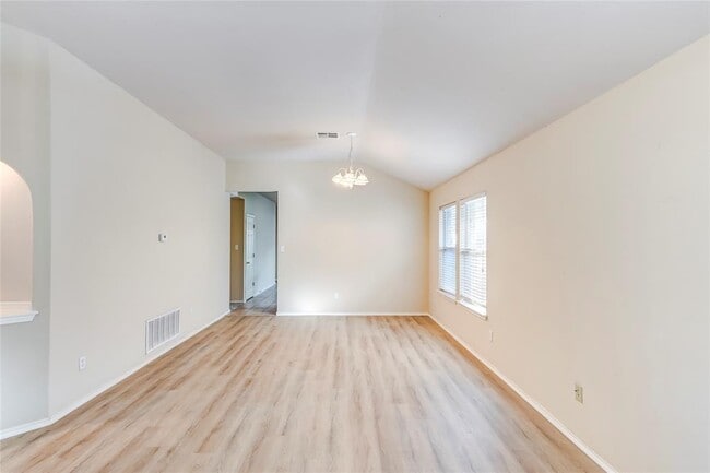 Building Photo - 11308 Los Comancheros Rd
