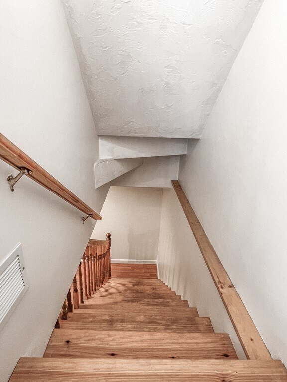 Building Photo - 75 Sandy Pond Rd