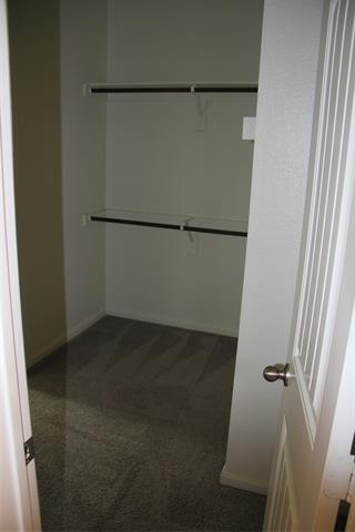Building Photo - 4615 Elderberry St