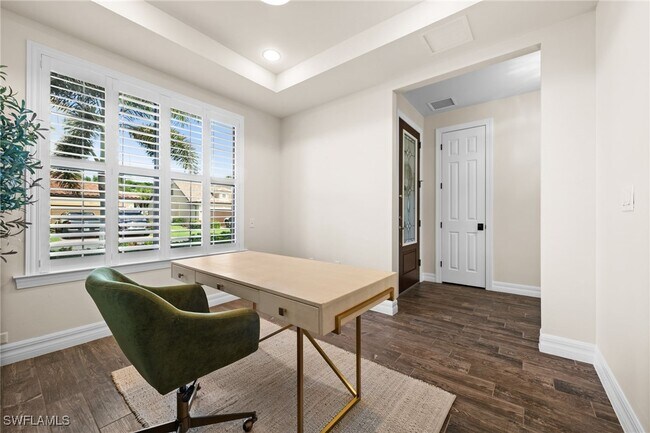 Building Photo - 14750 Laguna Dr