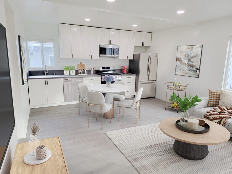 Building Photo - 2224 Delaware Ave