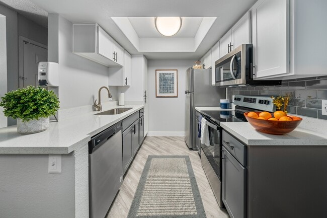 Building Photo - Cantala Apartments