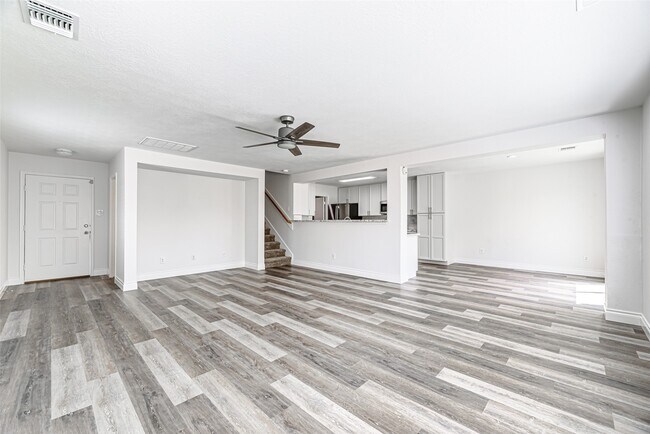Building Photo - 2723 Piney Lake Ct