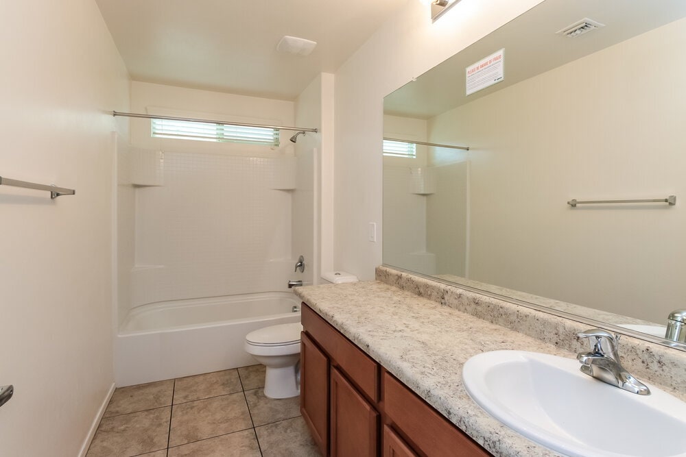 Building Photo - 18350 S Avenida Arroyo Seco