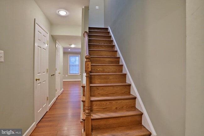 Building Photo - 3181 Welby Ct