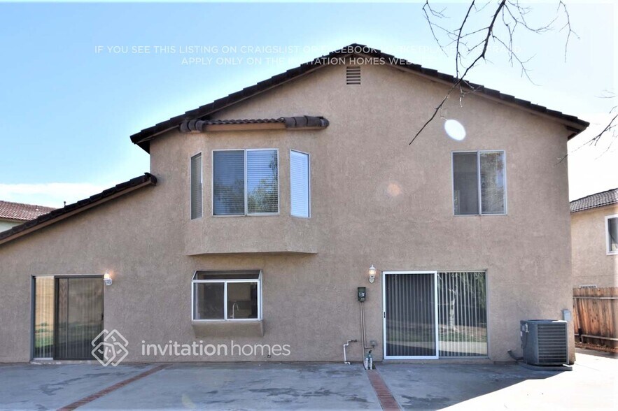 Building Photo - 12551 Heartleaf St
