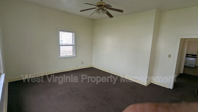 Building Photo - 1408 1/2 St. Mary's Ave.