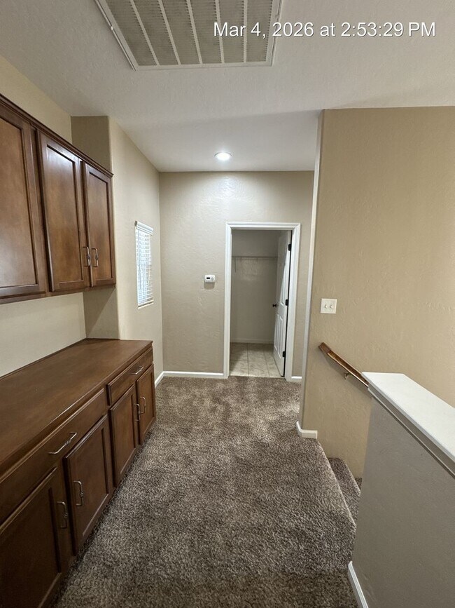 Building Photo - Gorgeous NW Visalia home located in Avalon gated community!  Available Now !!