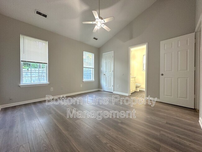 Building Photo - 3521 Atlas Dr