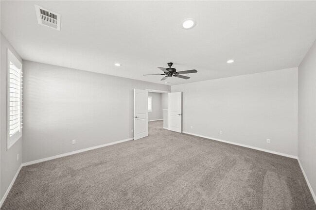 Building Photo - 37749 Fiesta Flower St