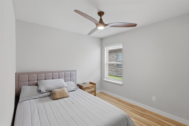 Building Photo - 710 Desert Pea Ln
