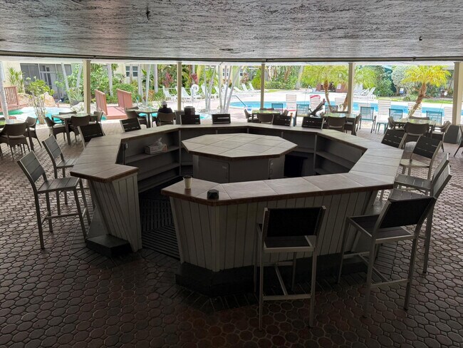 Building Photo - 5300 NE 24th Terrace