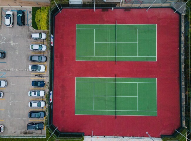 Building Photo - 1965 S Ocean Dr