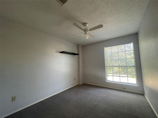 Building Photo - 14009 Maricella Ln