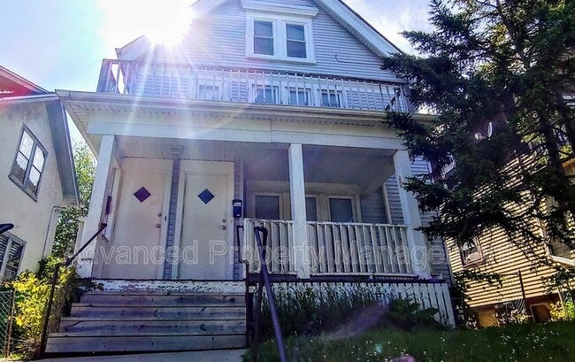 Building Photo - 1425 N 47th St