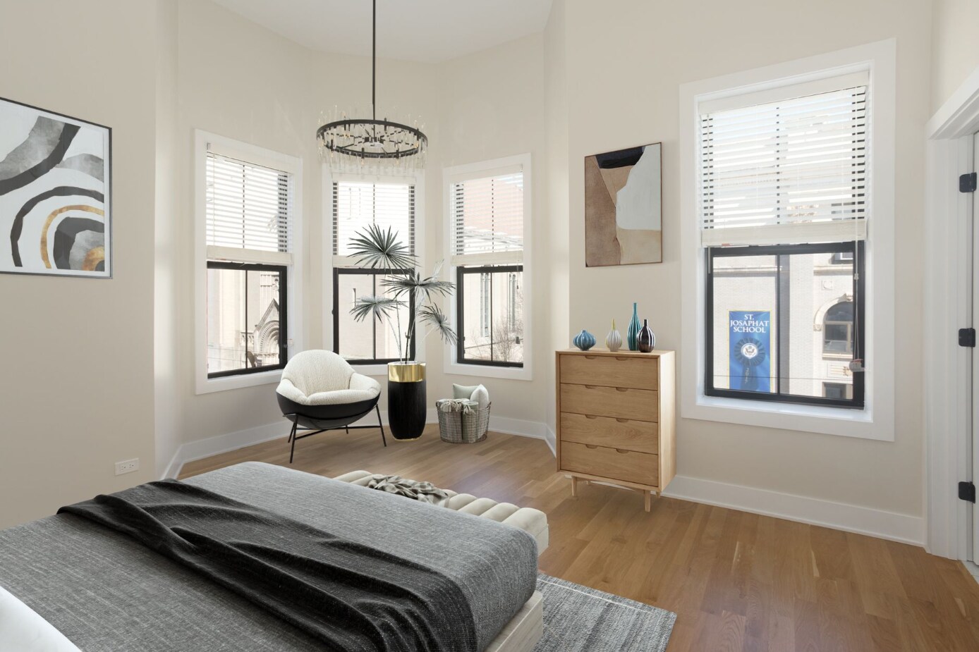 Building Photo - 1405 W Belden Ave