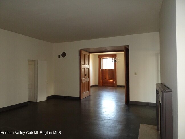 Building Photo - 549 NY-23B