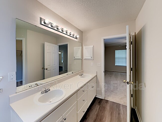 Building Photo - 5258 Hawks Nest Dr