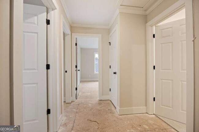 Building Photo - 370 Ansley Dr