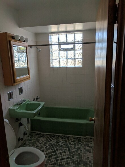 Building Photo - 4309 St Charles Rd