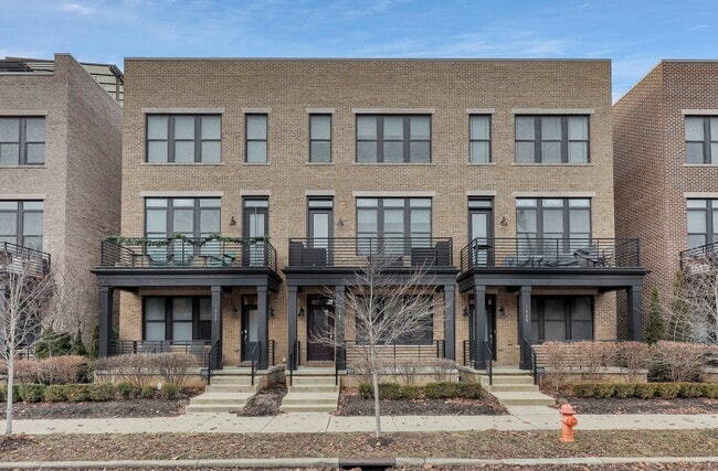 Building Photo - 1061 Harrison Park Pl