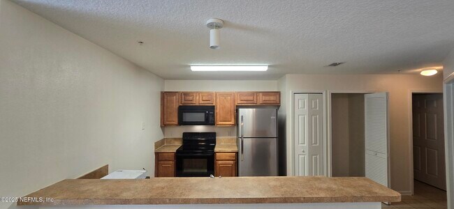 Building Photo - 3671 Kirkpatrick Cir