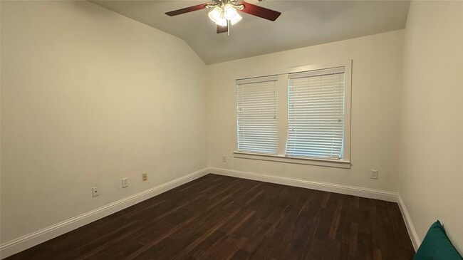 Building Photo - 25923 Hopson Meadows Dr