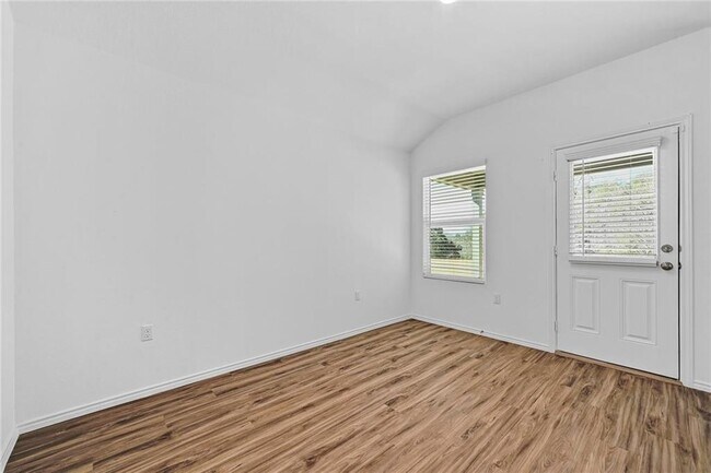 Building Photo - 10725 Steinbeck Dr