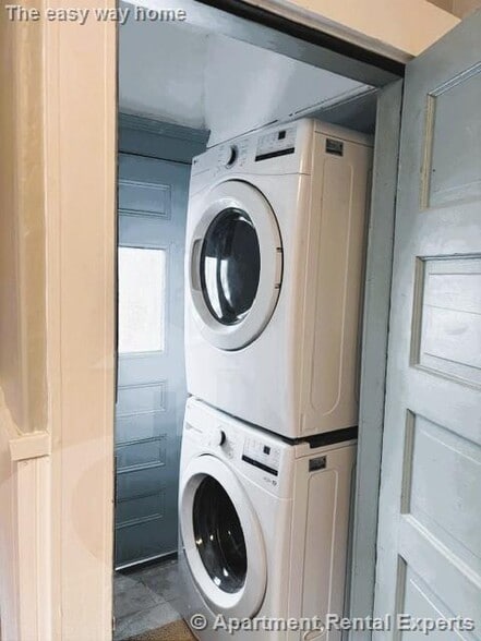 Building Photo - 14 Quincy St