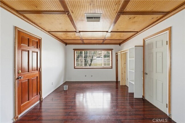 Building Photo - 3920 El Camino Dr