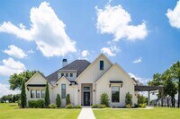 Building Photo - 4716 Moulin Rd
